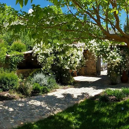 Mas D'exception En Pierre Avec Piscine Et Vue Villa *