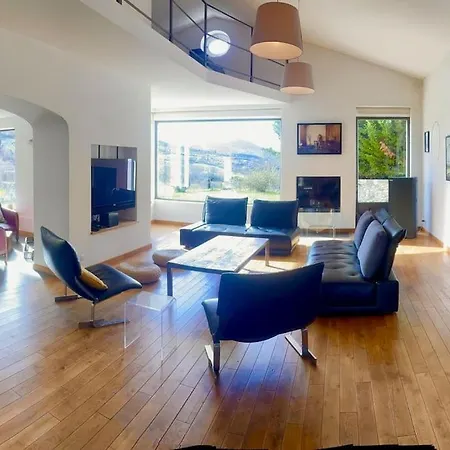 Mas D'exception En Pierre Avec Piscine Et Vue Villa