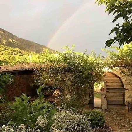 Mas D'exception En Pierre Avec Piscine Et Vue *